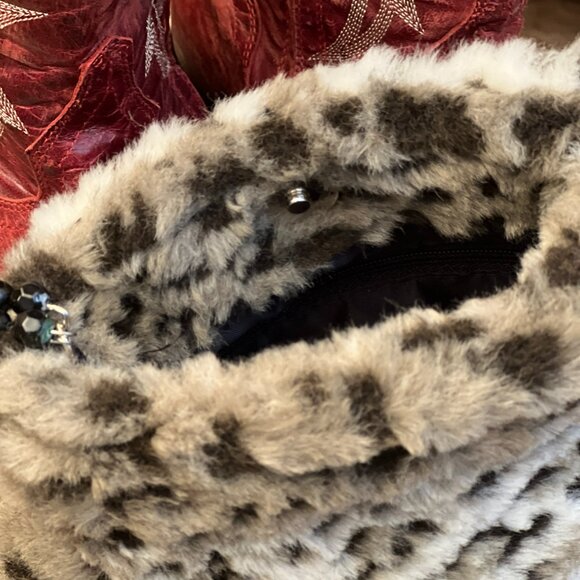 Mini Faux Leopard Fur Purse – Black Beaded Handle - Picture 7 of 9